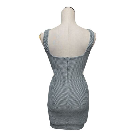 NWT Revolve Rumer The Label Rosa Square Neck Dress Size Small Textured Party - Picture 2 of 10